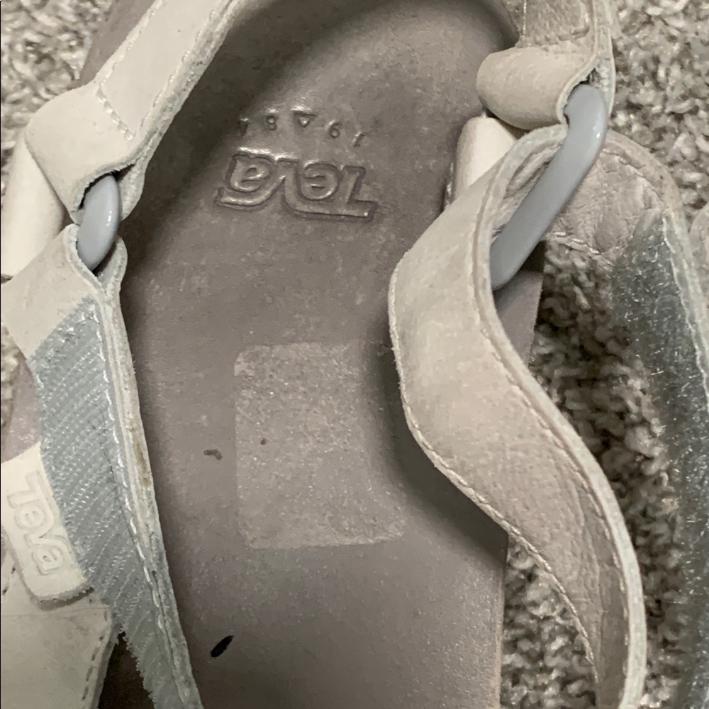Teva Midform Gray White Sandals Size 10 - Picture 4 of 9